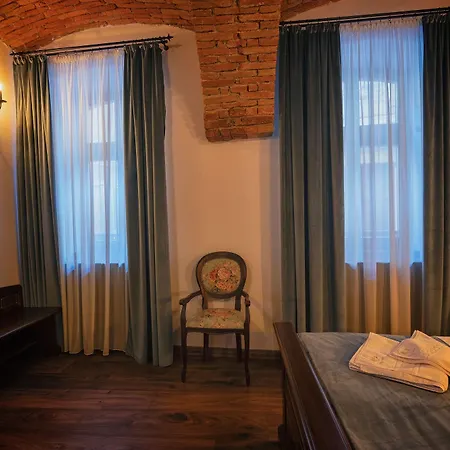 Boutique Casa Chitic -hotel And Restaurant Str Johann Gott Nr7