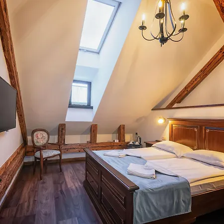 Hotel Boutique Casa Chitic -hotel And Restaurant Str Johann Gott Nr7 3*