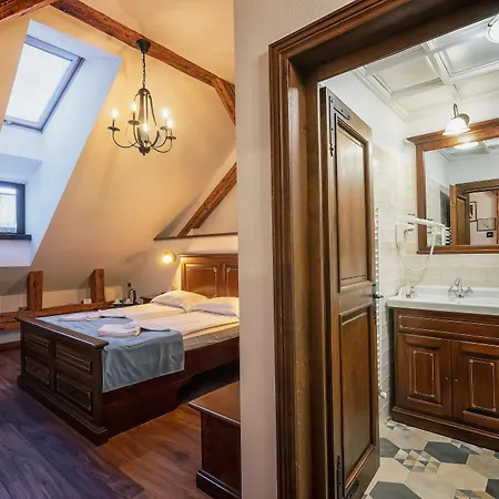Boutique Casa Chitic -hotel And Restaurant Str Johann Gott Nr7 Brasov