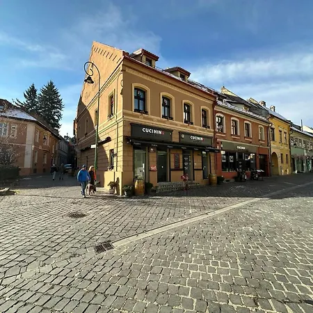 Boutique Casa Chitic -hotel And Restaurant Str Johann Gott Nr7 3*