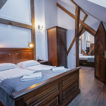 Hotel Boutique Casa Chitic -hotel And Restaurant Str Johann Gott Nr7