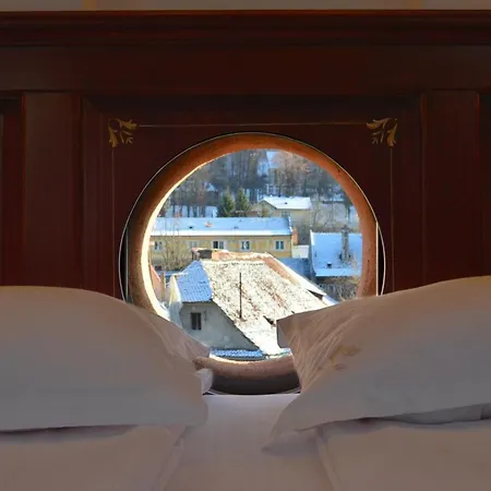 Hotel Boutique Casa Chitic -hotel And Restaurant Str Johann Gott Nr7 3*