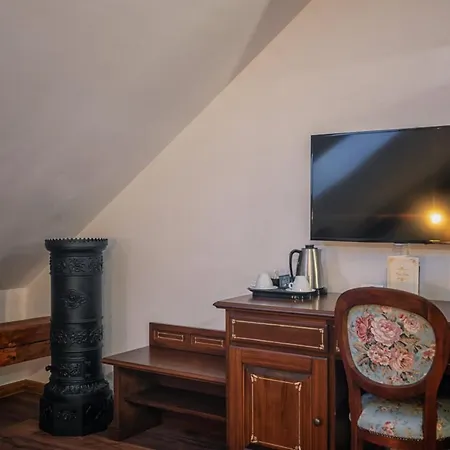 Boutique Casa Chitic -hotel And Restaurant Str Johann Gott Nr7 Hotel
