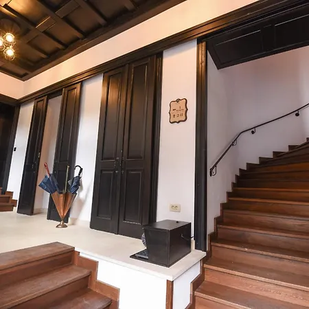 Boutique Casa Chitic -hotel And Restaurant Str Johann Gott Nr7 3* Brasov