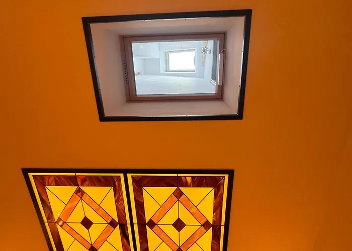 Boutique Casa Chitic -hotel And Restaurant Str Johann Gott Nr7 3*