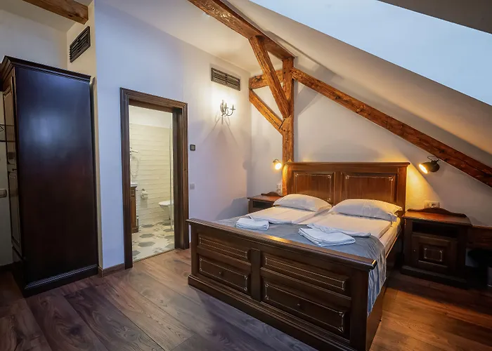 Boutique Casa Chitic -hotel And Restaurant Str Johann Gott Nr7 Hotel