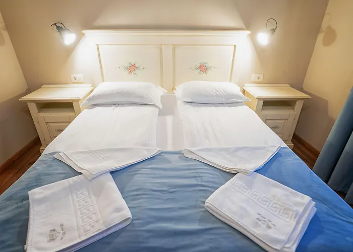 Boutique Casa Chitic -hotel And Restaurant Str Johann Gott Nr7 Brasov