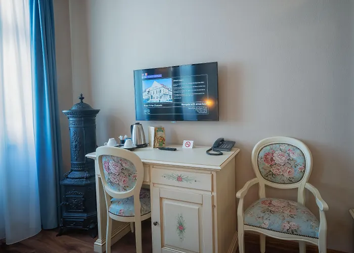 Hotel Boutique Casa Chitic -hotel And Restaurant Str Johann Gott Nr7 3*