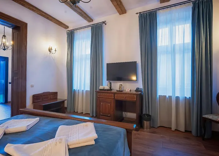 Boutique Casa Chitic -hotel And Restaurant Str Johann Gott Nr7 Brasov