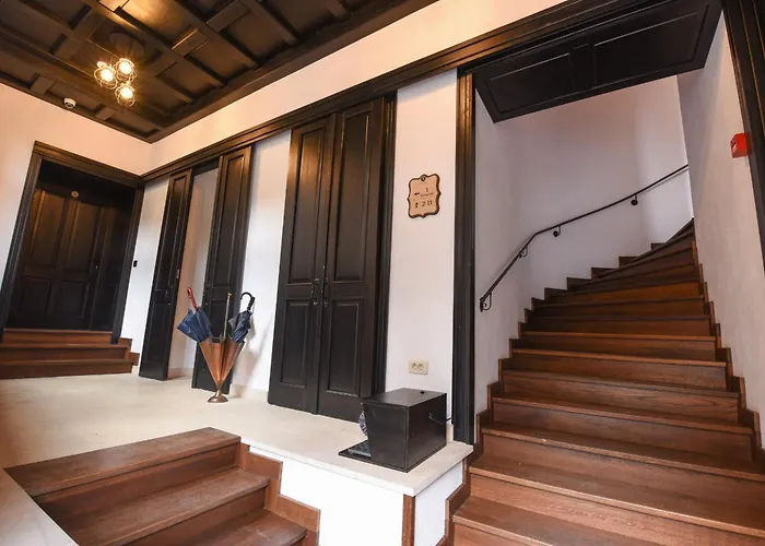 Boutique Casa Chitic -hotel And Restaurant Str Johann Gott Nr7 3* Brasov